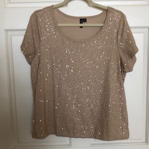Relativity short sleeve Sequin T shirt size 1X tan with clear sparkly sequins